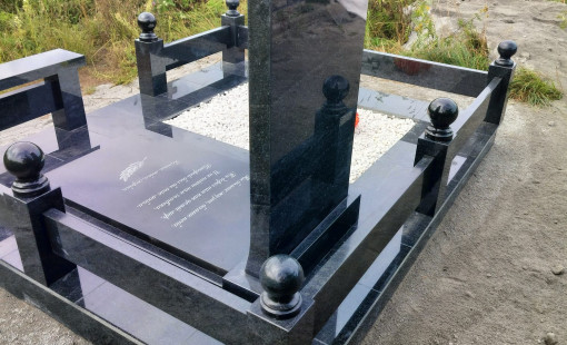 Купить надгробный памятник в Череповце